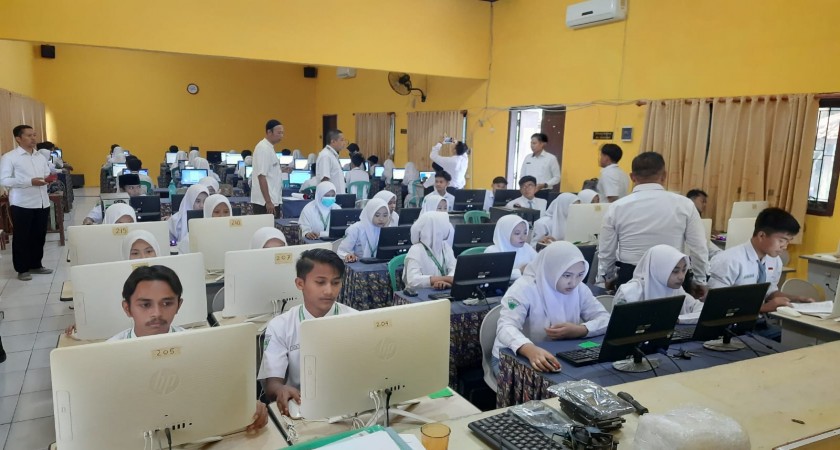 Pelaksanaan Asesmen Madrasah di MAN Sampang Tahun Pelajaran 2022-2023