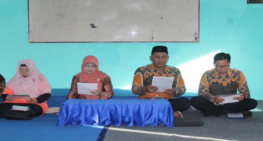 Khotmil Quran Keluarga Besar MAN Sampang Sambut HUT ke-80 Kemerdekaan RI