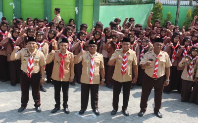Apel Penerimaan Tamu Ambalan MAN Sampang, Plt. Kepala Kankemenag Kab. Sampang Tekankan Nilai Kepramukaan